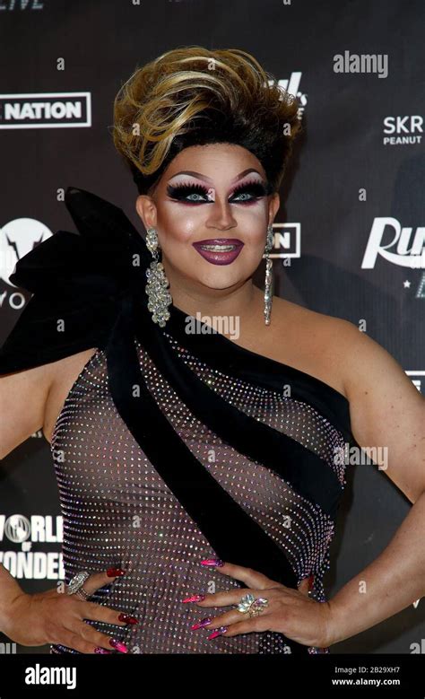 shannel drag queen las vegas.